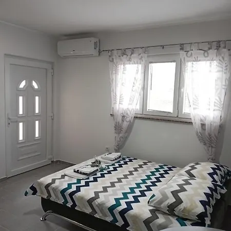 Studio Apartman Maria * Kastela